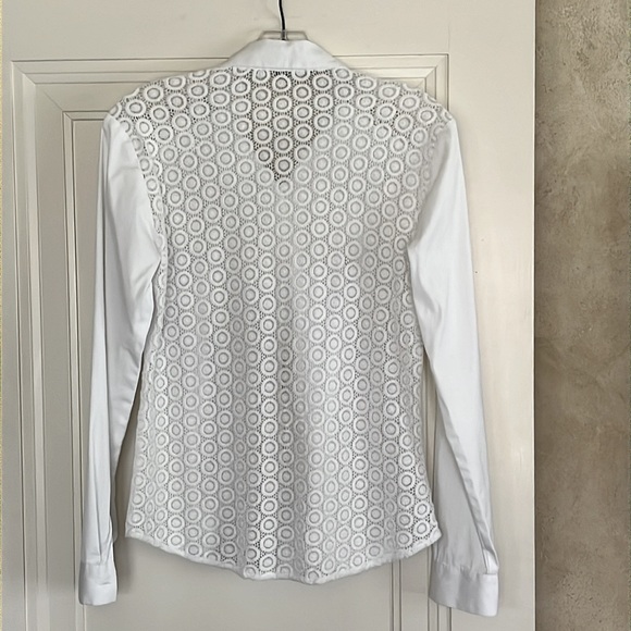 Ann Taylor Button Down Shirt Embellished Back White Size 0 - Picture 2 of 5
